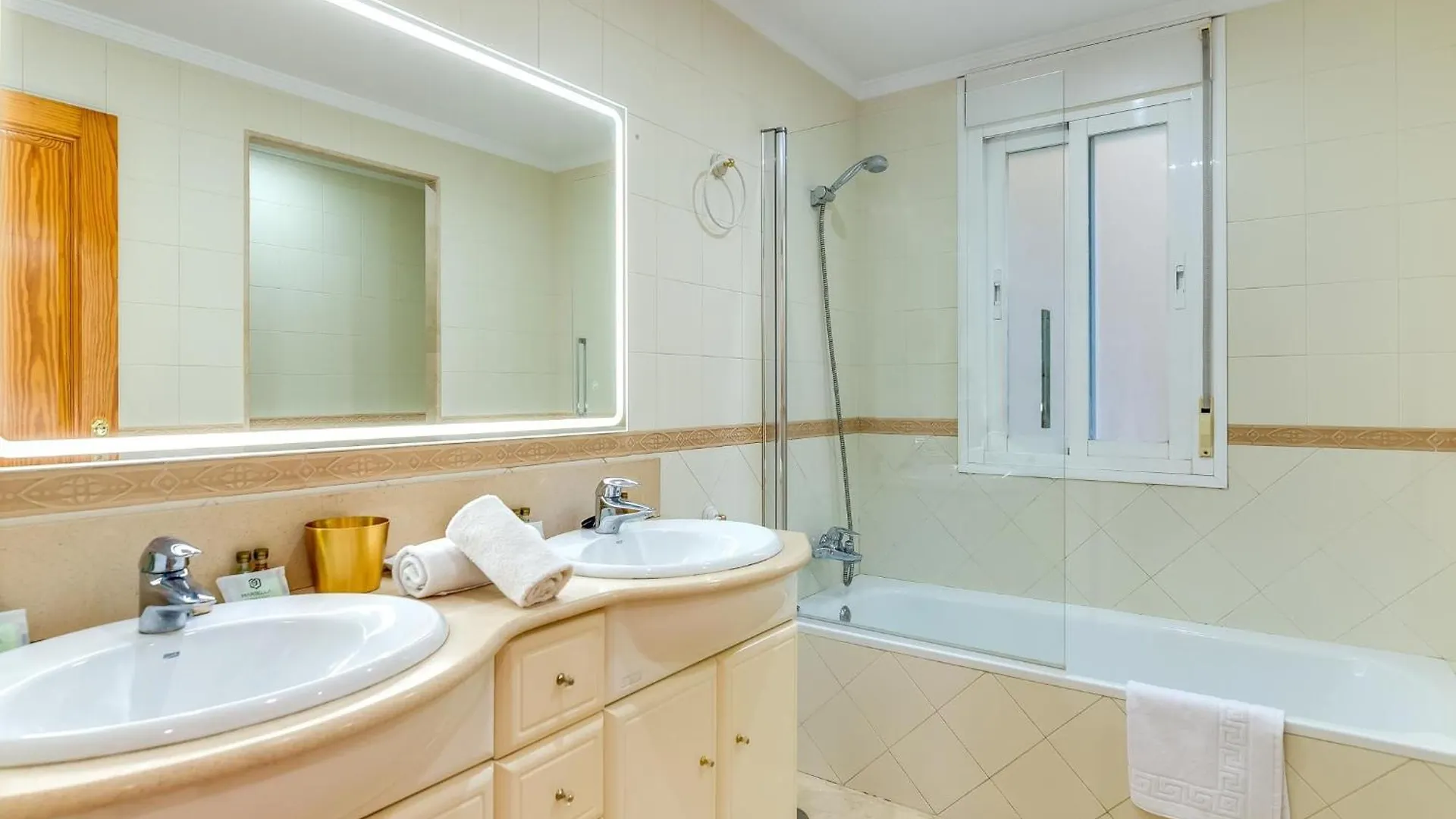 Hanami Apartamento La Palma 埃斯特波纳